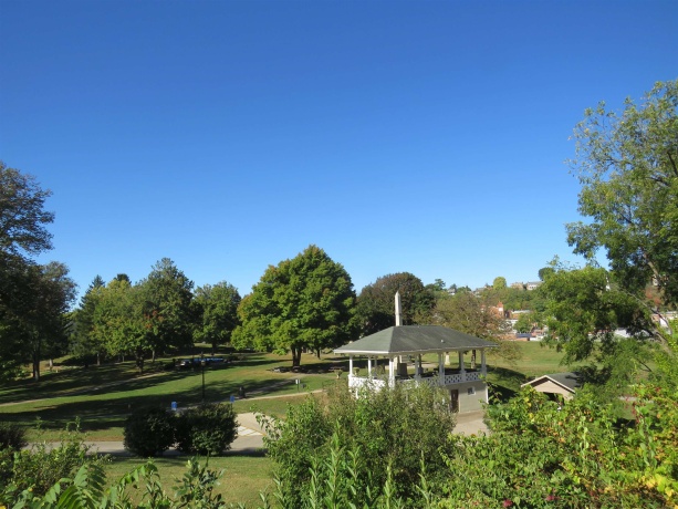 515 Park, GALENA, Illinois 61036, 4 Bedrooms Bedrooms, ,2 BathroomsBathrooms,House,For Sale,Park,202506299