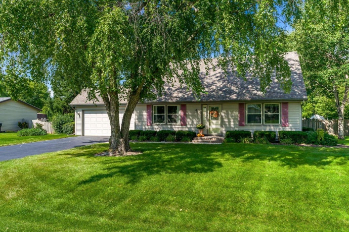 11748 Cedarbrook, ROSCOE, Illinois 61073, 3 Bedrooms Bedrooms, ,2 BathroomsBathrooms,House,For Sale,Cedarbrook,202507763