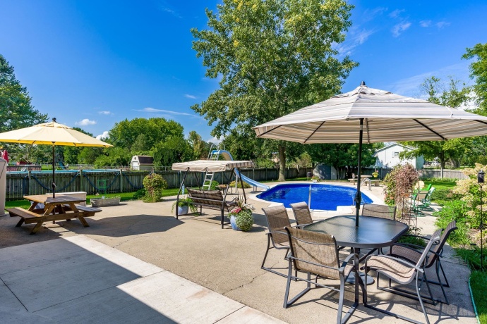 11748 Cedarbrook, ROSCOE, Illinois 61073, 3 Bedrooms Bedrooms, ,2 BathroomsBathrooms,House,For Sale,Cedarbrook,202507763