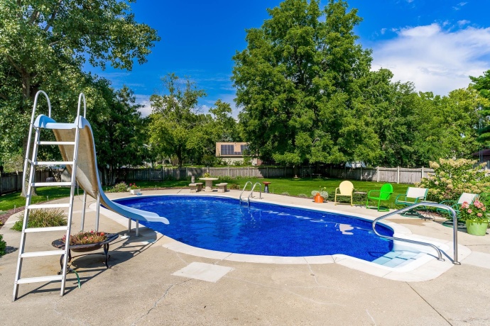 11748 Cedarbrook, ROSCOE, Illinois 61073, 3 Bedrooms Bedrooms, ,2 BathroomsBathrooms,House,For Sale,Cedarbrook,202507763