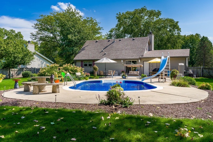 11748 Cedarbrook, ROSCOE, Illinois 61073, 3 Bedrooms Bedrooms, ,2 BathroomsBathrooms,House,For Sale,Cedarbrook,202507763