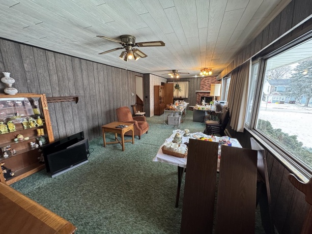 326 School, LANARK, Illinois 61046, 4 Bedrooms Bedrooms, ,2 BathroomsBathrooms,House,For Sale,School,202507768