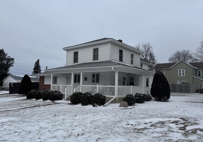 326 School, LANARK, Illinois 61046, 4 Bedrooms Bedrooms, ,2 BathroomsBathrooms,House,For Sale,School,202507768