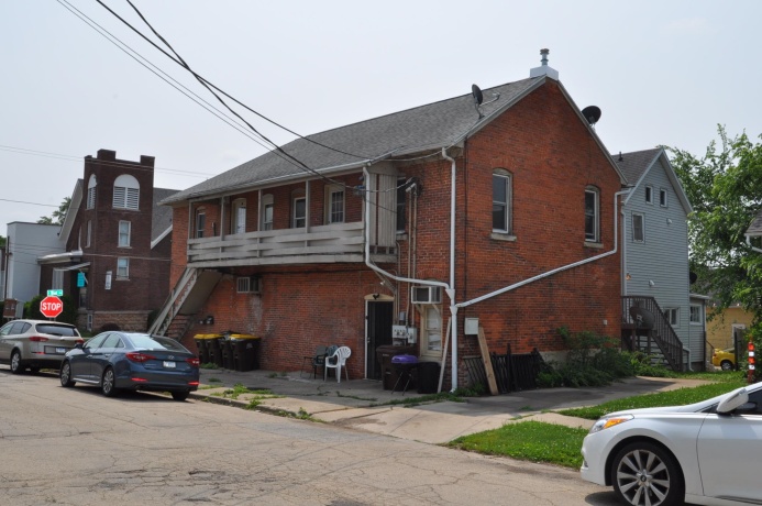 602 West, FREEPORT, Illinois 61032, ,3 - 4 Units,For Sale,West,202503173
