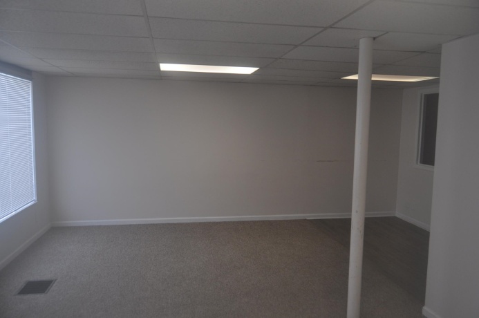 602 West, FREEPORT, Illinois 61032, ,3 - 4 Units,For Sale,West,202503173