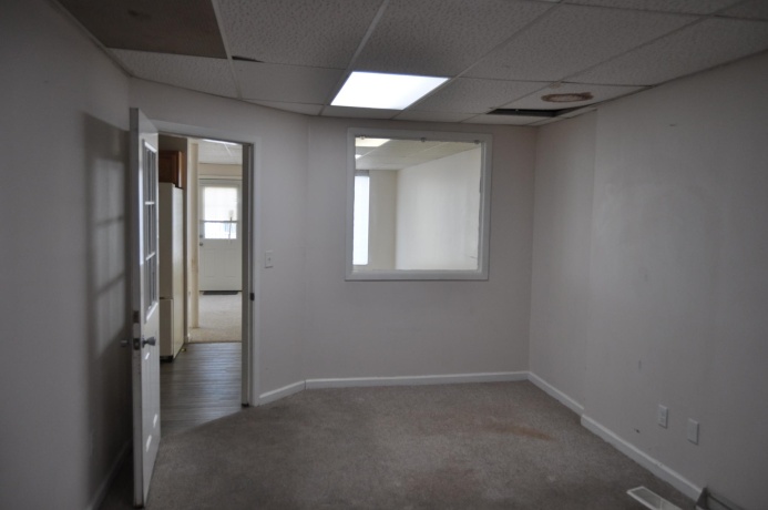 602 West, FREEPORT, Illinois 61032, ,3 - 4 Units,For Sale,West,202503173