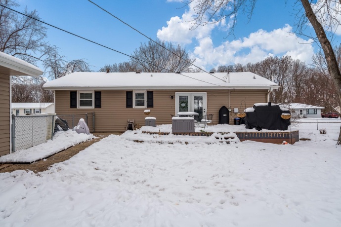 1517 Minns, MACHESNEY PARK, Illinois 61115, 3 Bedrooms Bedrooms, ,2 BathroomsBathrooms,House,For Sale,Minns,202507772