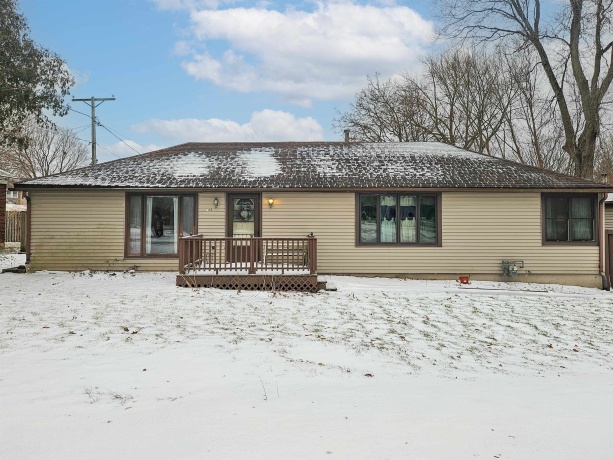 203 MONROE, MONROE CENTER, Illinois 61052, 4 Bedrooms Bedrooms, ,2 BathroomsBathrooms,House,For Sale,MONROE,202507774