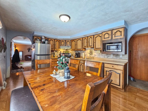 203 MONROE, MONROE CENTER, Illinois 61052, 4 Bedrooms Bedrooms, ,2 BathroomsBathrooms,House,For Sale,MONROE,202507774