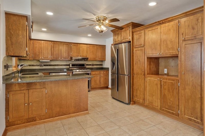 8611 Huber, BELVIDERE, Illinois 61008, 5 Bedrooms Bedrooms, ,3 BathroomsBathrooms,House,For Sale,Huber,202507775