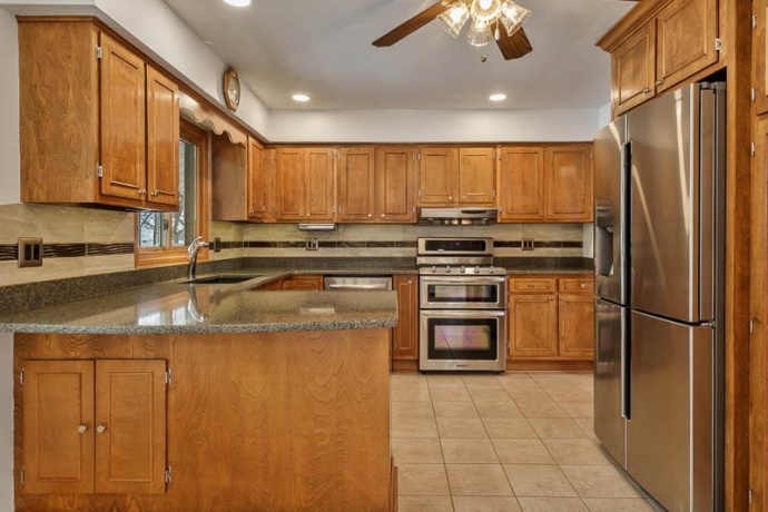 8611 Huber, BELVIDERE, Illinois 61008, 5 Bedrooms Bedrooms, ,3 BathroomsBathrooms,House,For Sale,Huber,202507775