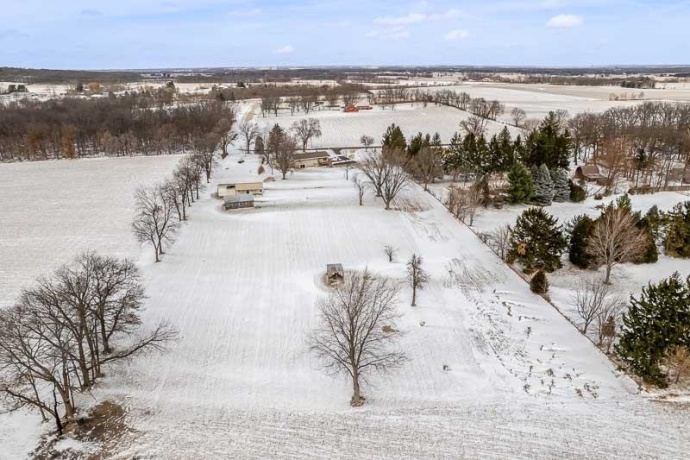 8611 Huber, BELVIDERE, Illinois 61008, 5 Bedrooms Bedrooms, ,3 BathroomsBathrooms,House,For Sale,Huber,202507775