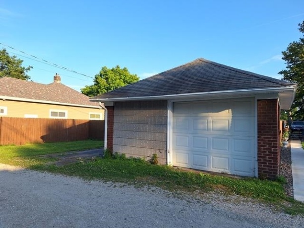 304 Morrell, Streator, Illinois 61364, 2 Bedrooms Bedrooms, ,1 BathroomBathrooms,House,For Sale,Morrell,202507793