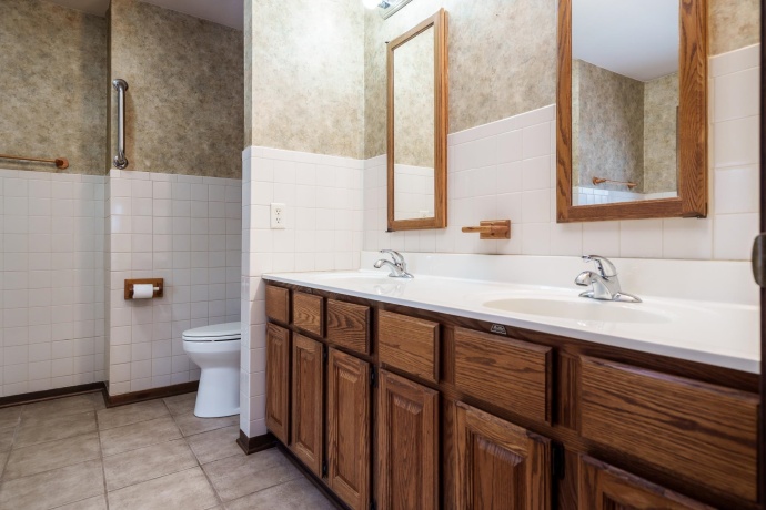 8087 Auburn, WINNEBAGO, Illinois 61088, 4 Bedrooms Bedrooms, ,2 BathroomsBathrooms,House,For Sale,Auburn,202600002