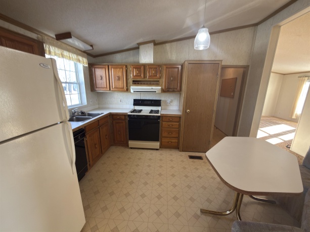 900 Micole, BELVIDERE, Illinois 61008, 3 Bedrooms Bedrooms, ,2 BathroomsBathrooms,House,For Sale,Micole,202600003