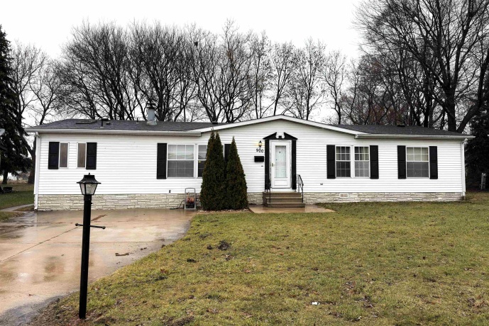 900 Micole, BELVIDERE, Illinois 61008, 3 Bedrooms Bedrooms, ,2 BathroomsBathrooms,House,For Sale,Micole,202600003