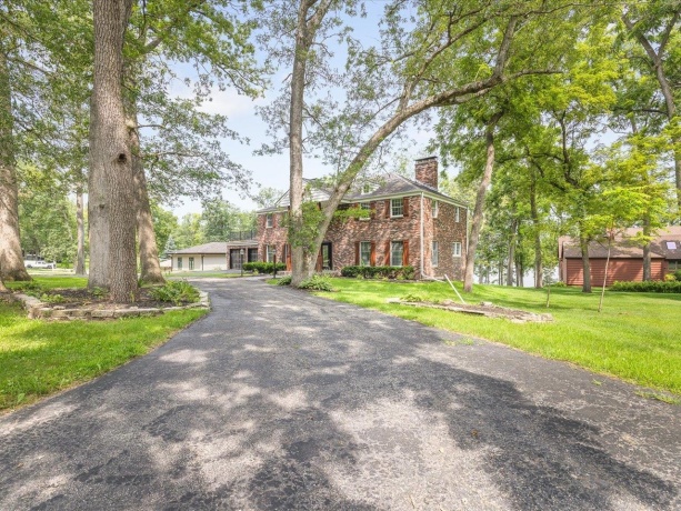 1927 Baintree, LAKE SUMMERSET, Illinois 61019, 4 Bedrooms Bedrooms, ,3 BathroomsBathrooms,House,For Sale,Baintree,202600009