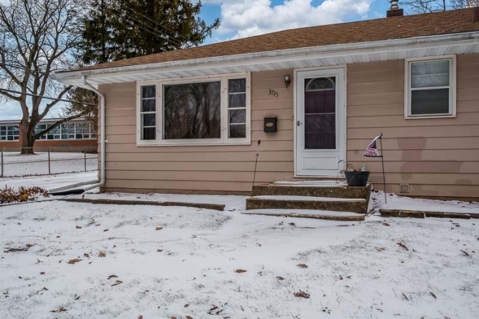 3715 Rural, ROCKFORD, Illinois 61107, 3 Bedrooms Bedrooms, ,2 BathroomsBathrooms,House,For Sale,Rural,202600010