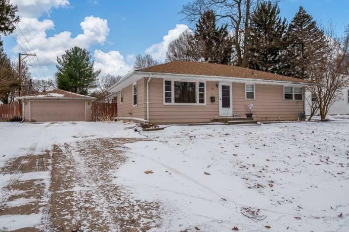 3715 Rural, ROCKFORD, Illinois 61107, 3 Bedrooms Bedrooms, ,2 BathroomsBathrooms,House,For Sale,Rural,202600010