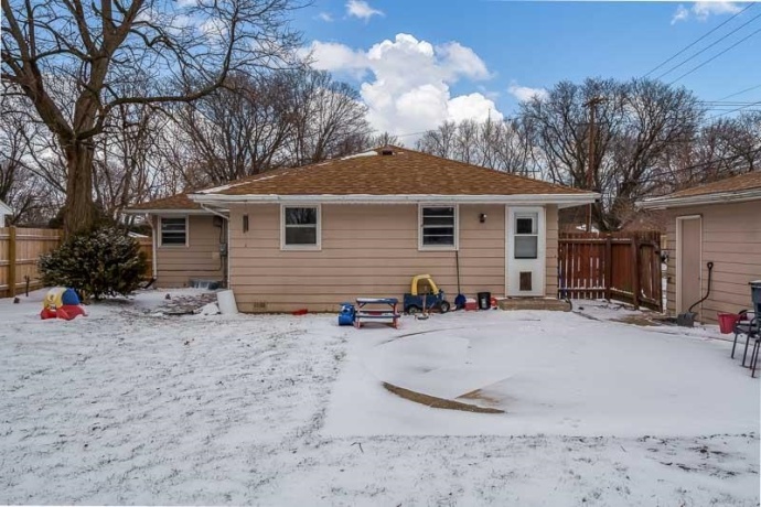 3715 Rural, ROCKFORD, Illinois 61107, 3 Bedrooms Bedrooms, ,2 BathroomsBathrooms,House,For Sale,Rural,202600010