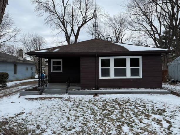 502 Willow, ROCKFORD, Illinois 61102, 2 Bedrooms Bedrooms, ,1 BathroomBathrooms,House,For Sale,Willow,202600012