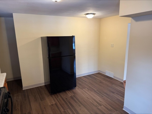 502 Willow, ROCKFORD, Illinois 61102, 2 Bedrooms Bedrooms, ,1 BathroomBathrooms,House,For Sale,Willow,202600012