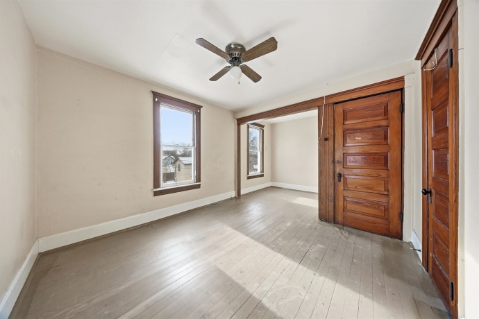 108-110 Iroquois, FREEPORT, Illinois 61032, ,2 Units,For Sale,Iroquois,202600011