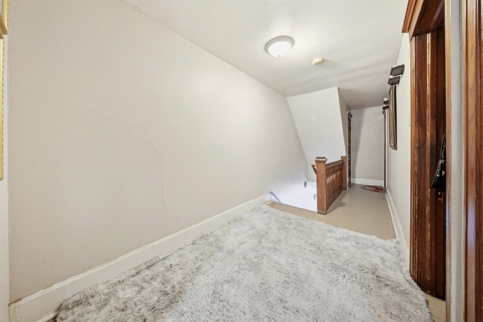 108-110 Iroquois, FREEPORT, Illinois 61032, ,2 Units,For Sale,Iroquois,202600011