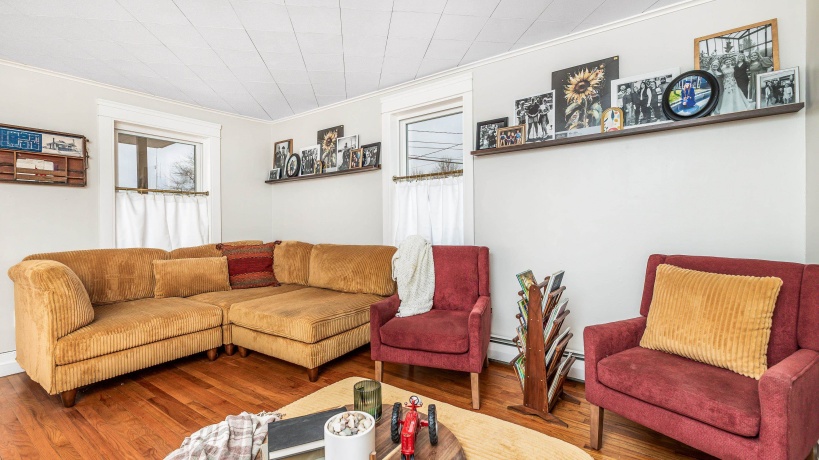 803 Ridge, GALENA, Illinois 61036, 3 Bedrooms Bedrooms, ,1 BathroomBathrooms,House,For Sale,Ridge,202600015