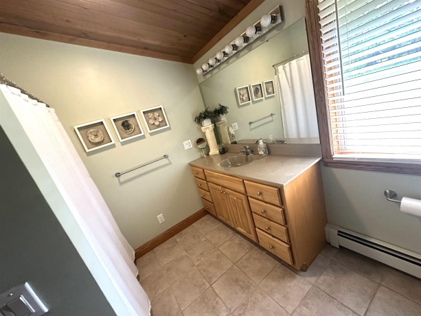 12750 W Cross, GALENA, Illinois 61036, 2 Bedrooms Bedrooms, ,2 BathroomsBathrooms,House,For Sale,W Cross,202600016