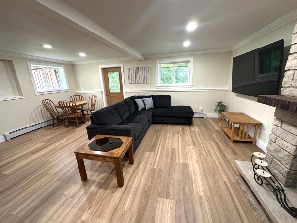 12750 W Cross, GALENA, Illinois 61036, 2 Bedrooms Bedrooms, ,2 BathroomsBathrooms,House,For Sale,W Cross,202600016