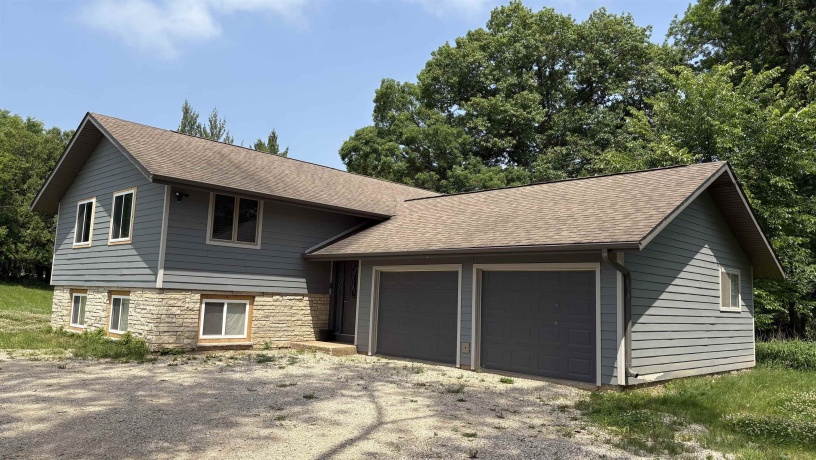 12750 W Cross, GALENA, Illinois 61036, 2 Bedrooms Bedrooms, ,2 BathroomsBathrooms,House,For Sale,W Cross,202600016