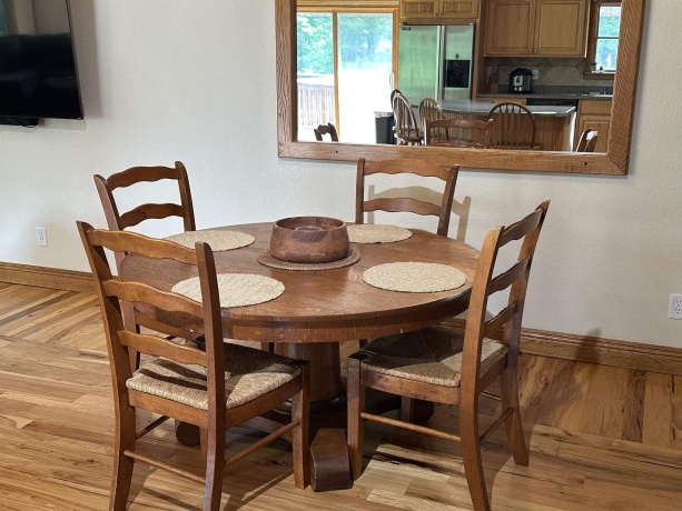 12750 W Cross, GALENA, Illinois 61036, 2 Bedrooms Bedrooms, ,2 BathroomsBathrooms,House,For Sale,W Cross,202600016