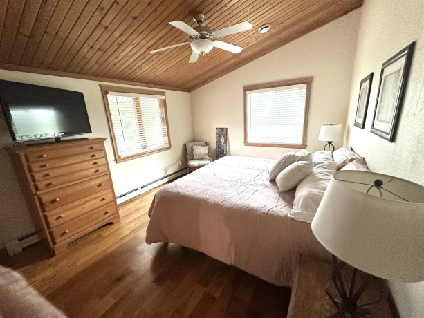 12750 W Cross, GALENA, Illinois 61036, 2 Bedrooms Bedrooms, ,2 BathroomsBathrooms,House,For Sale,W Cross,202600016