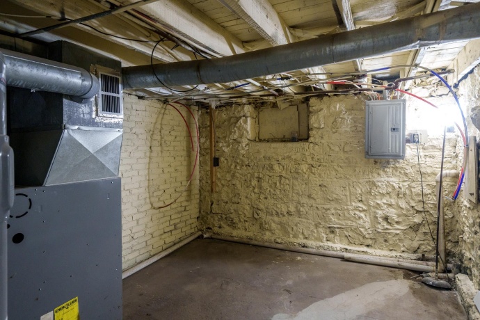 1405 11th, ROCKFORD, Illinois 61104, 3 Bedrooms Bedrooms, ,1 BathroomBathrooms,House,For Sale,11th,202600018