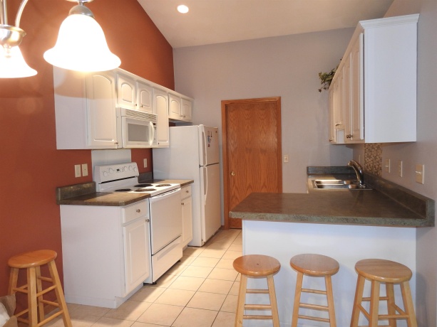 910 High Point, ROCKTON, Illinois 61072, 2 Bedrooms Bedrooms, ,2 BathroomsBathrooms,Condominium,For Sale,High Point,202600021