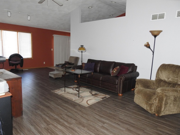 910 High Point, ROCKTON, Illinois 61072, 2 Bedrooms Bedrooms, ,2 BathroomsBathrooms,Condominium,For Sale,High Point,202600021