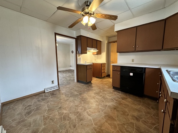 1441 Float, FREEPORT, Illinois 61032, 3 Bedrooms Bedrooms, ,1 BathroomBathrooms,House,For Sale,Float,202600035