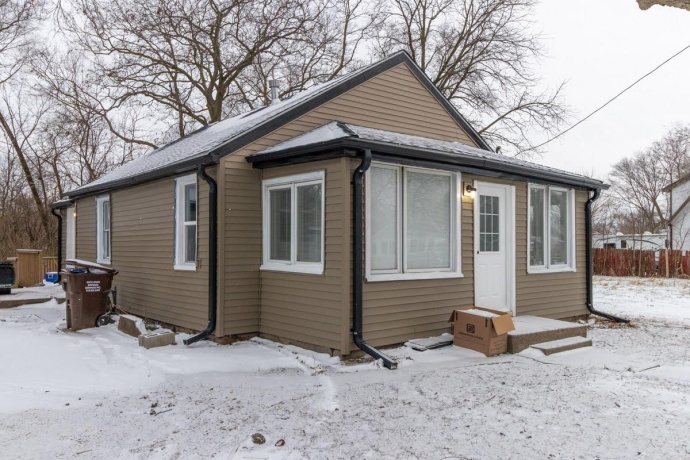 821 Sawyer, ROCKFORD, Illinois 61109, 2 Bedrooms Bedrooms, ,1 BathroomBathrooms,House,For Sale,Sawyer,202600049