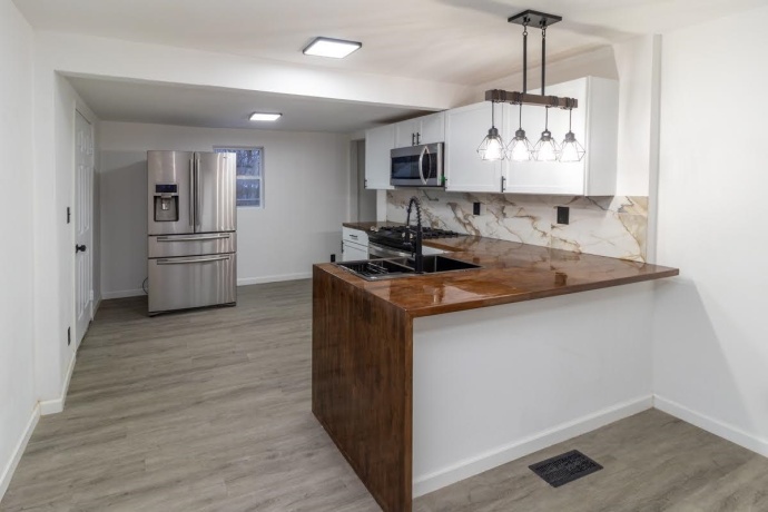 821 Sawyer, ROCKFORD, Illinois 61109, 2 Bedrooms Bedrooms, ,1 BathroomBathrooms,House,For Sale,Sawyer,202600049