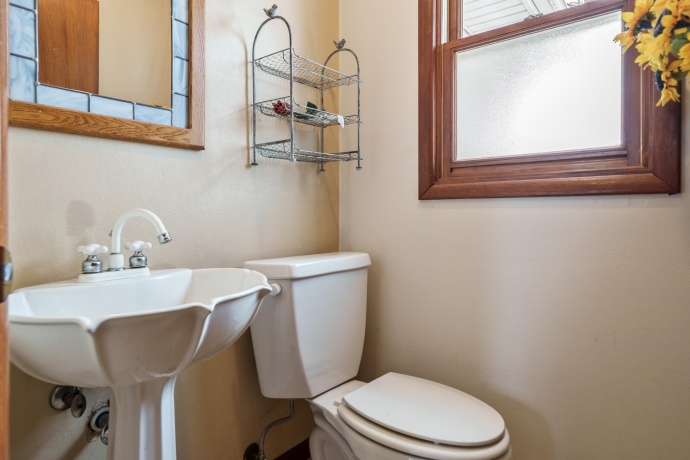 1013 Main, ROCKTON, Illinois 61072, 3 Bedrooms Bedrooms, ,1 BathroomBathrooms,House,For Sale,Main,202600051