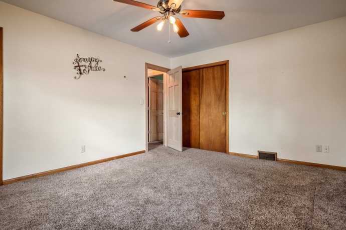 1013 Main, ROCKTON, Illinois 61072, 3 Bedrooms Bedrooms, ,1 BathroomBathrooms,House,For Sale,Main,202600051