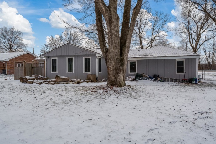 1013 Main, ROCKTON, Illinois 61072, 3 Bedrooms Bedrooms, ,1 BathroomBathrooms,House,For Sale,Main,202600051