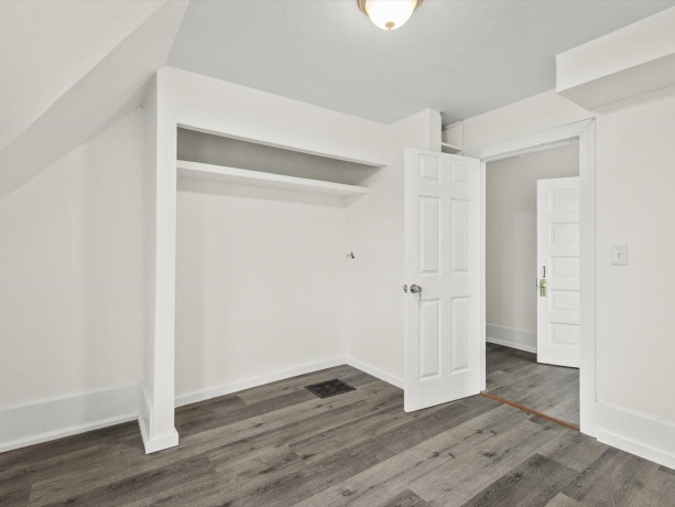 1516 5th, ROCKFORD, Illinois 61104, 5 Bedrooms Bedrooms, ,2 BathroomsBathrooms,House,For Sale,5th,202600060