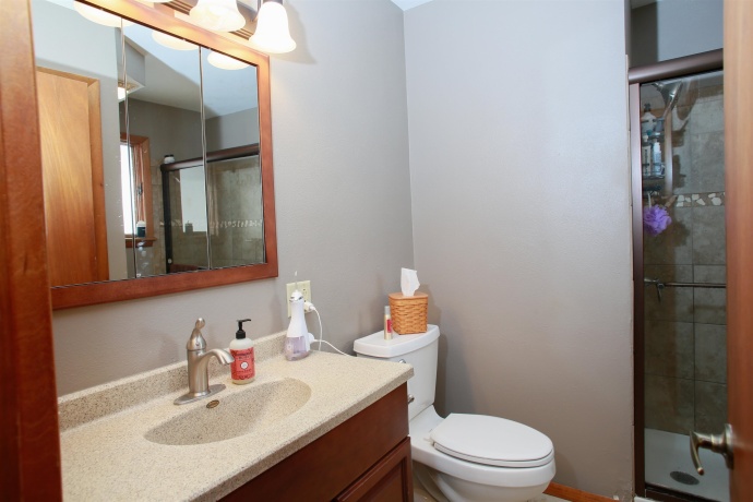 201 South St., LENA, Illinois 61048, 4 Bedrooms Bedrooms, ,3 BathroomsBathrooms,House,For Sale,South St.,202600066