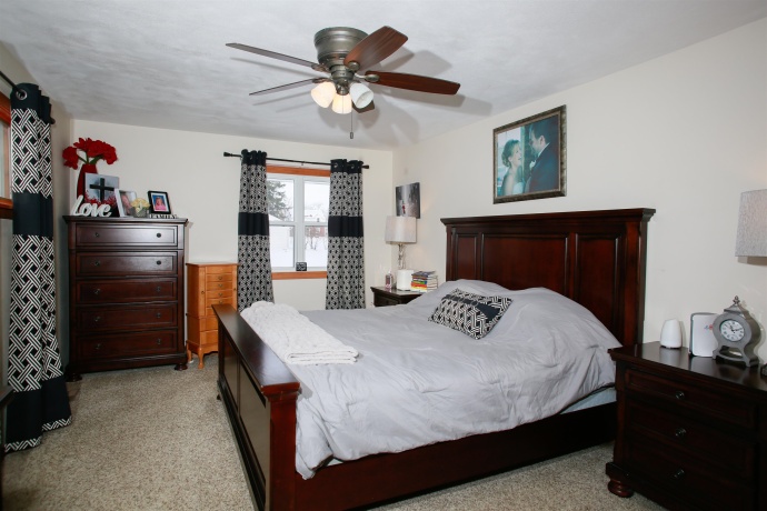 201 South St., LENA, Illinois 61048, 4 Bedrooms Bedrooms, ,3 BathroomsBathrooms,House,For Sale,South St.,202600066