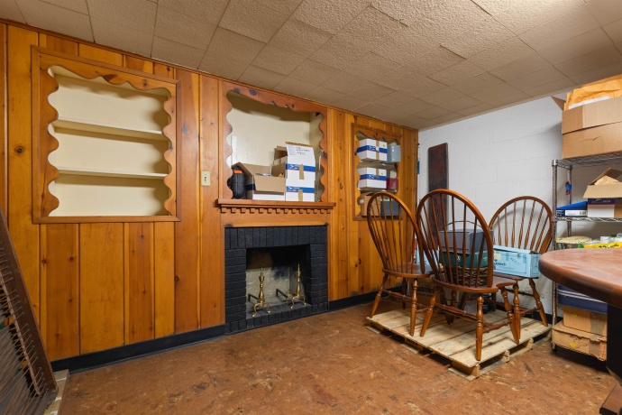 1011 LUNDVALL, ROCKFORD, Illinois 61107, 3 Bedrooms Bedrooms, ,1 BathroomBathrooms,House,For Sale,LUNDVALL,202600067