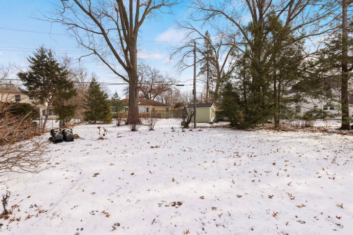 1011 LUNDVALL, ROCKFORD, Illinois 61107, 3 Bedrooms Bedrooms, ,1 BathroomBathrooms,House,For Sale,LUNDVALL,202600067