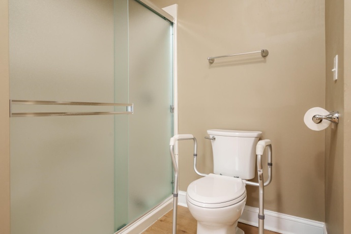 720 2ND, DEKALB, Illinois 60115, 2 Bedrooms Bedrooms, ,1 BathroomBathrooms,House,For Sale,2ND,202600069