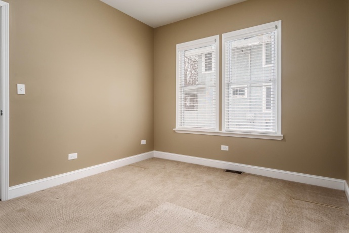 720 2ND, DEKALB, Illinois 60115, 2 Bedrooms Bedrooms, ,1 BathroomBathrooms,House,For Sale,2ND,202600069